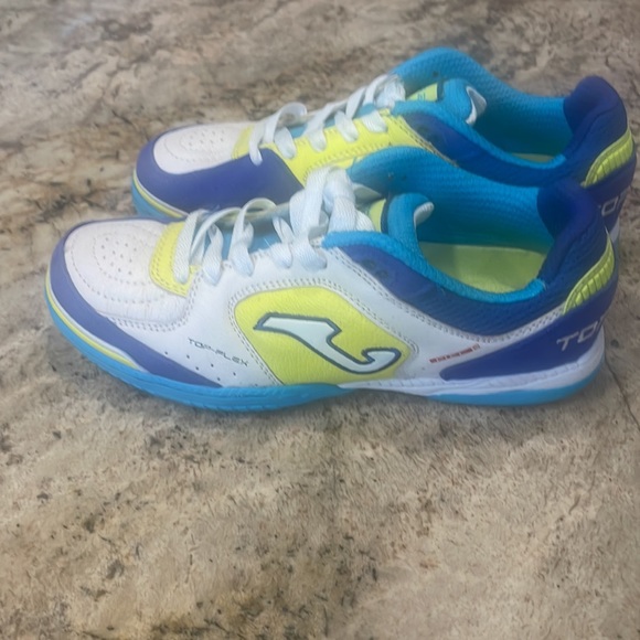 Joma Boy's Indoor Soccer Sneakers - Picture 3 of 6